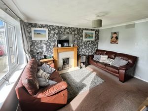 Lounge- click for photo gallery